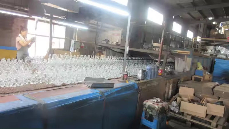 Shandong Rich Glass Products Co., Ltd Produktionslinie des Herstellers